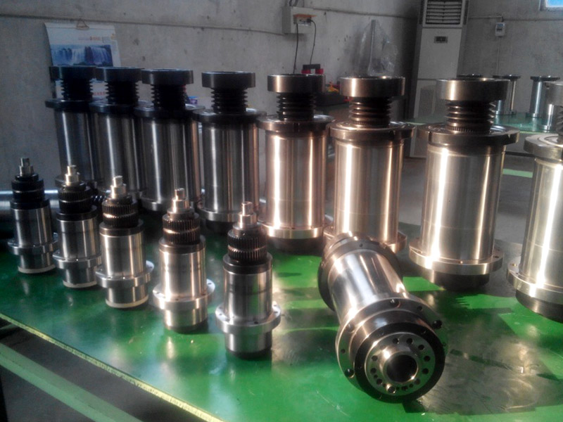 數(shù)控加工中心主軸為何能轉(zhuǎn)能定位?